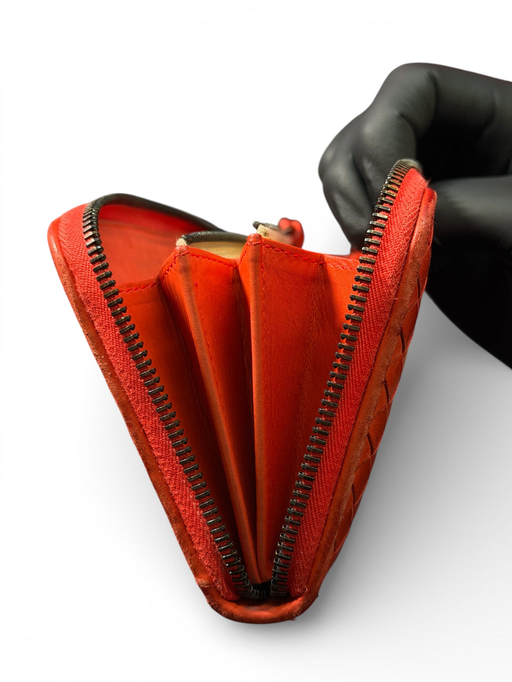 BOTTEGA VENETA INTRECCIATO PICCOLO ZIP AROUND WALLET