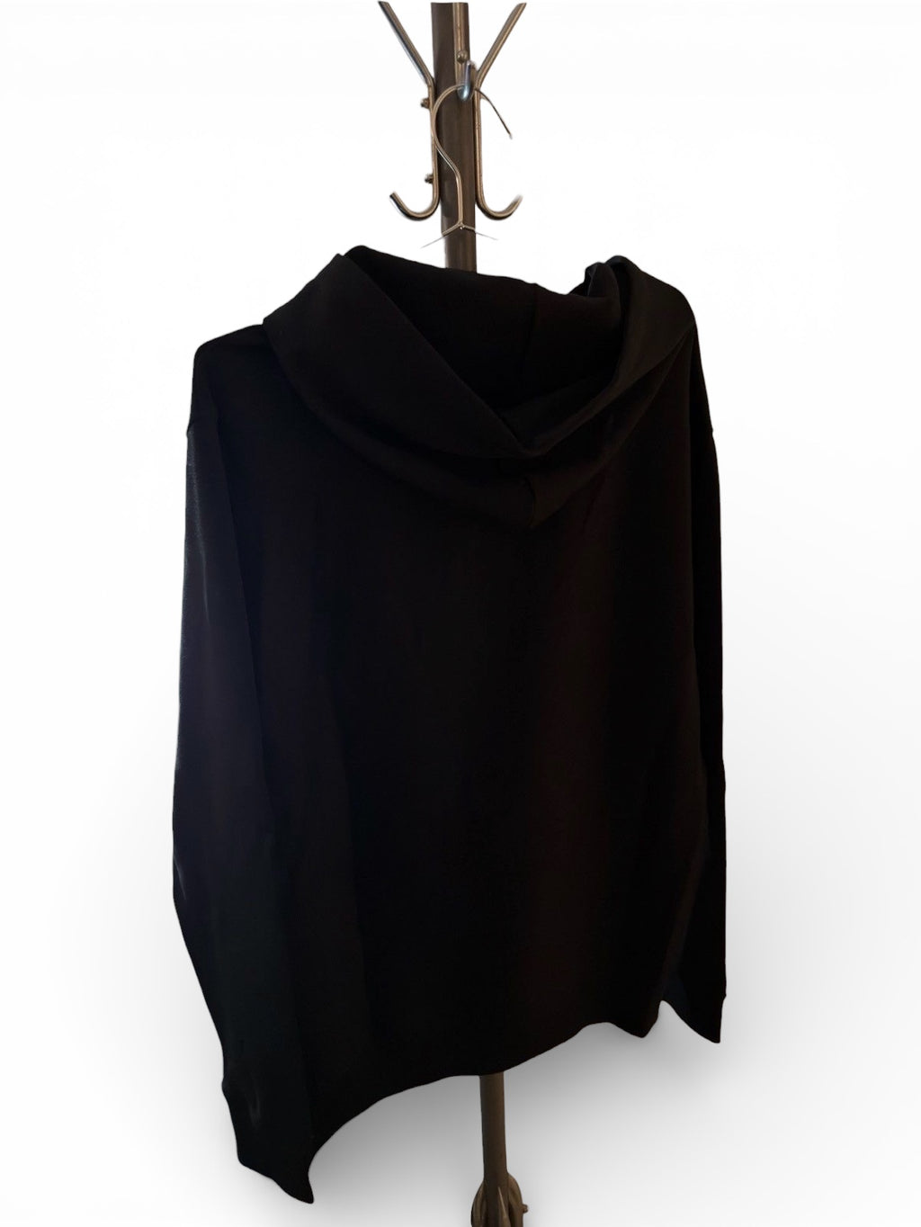 1017 ALYX 9SM BUCKLE DETAILED HOODED SWEATSHIRT