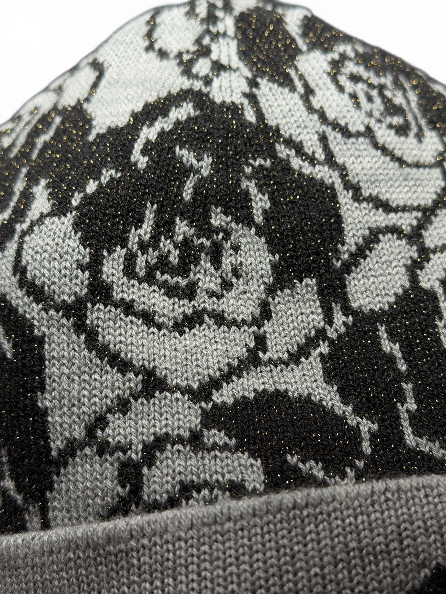 CHANEL CLOCHE 25A CAMELLIA REVERSIBLE BEANIE