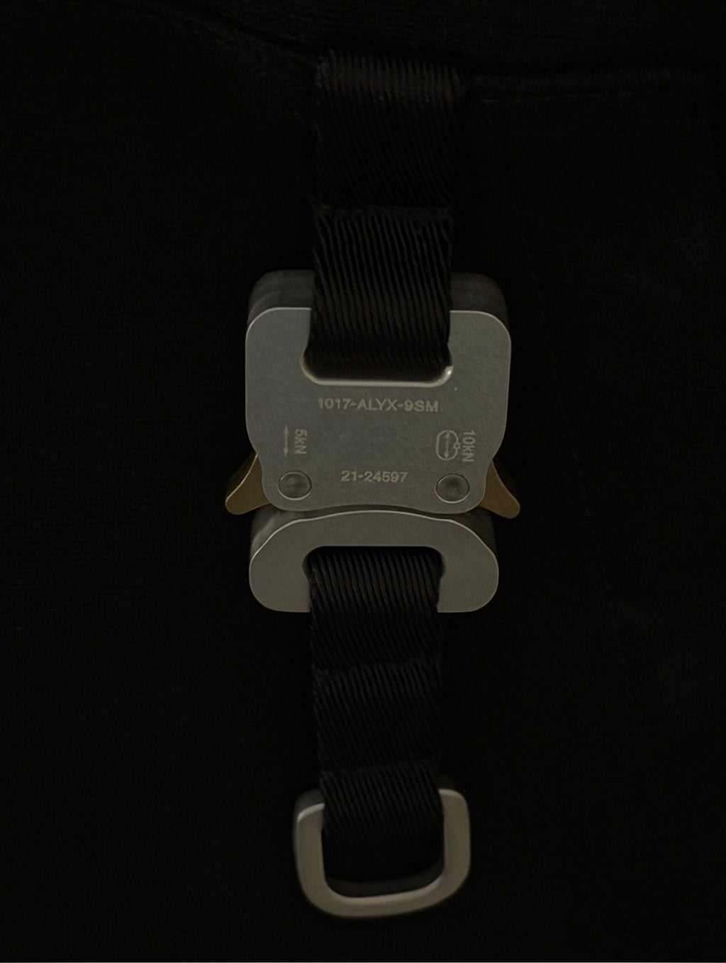 1017 ALYX 9SM BUCKLE DETAILED HOODED SWEATSHIRT