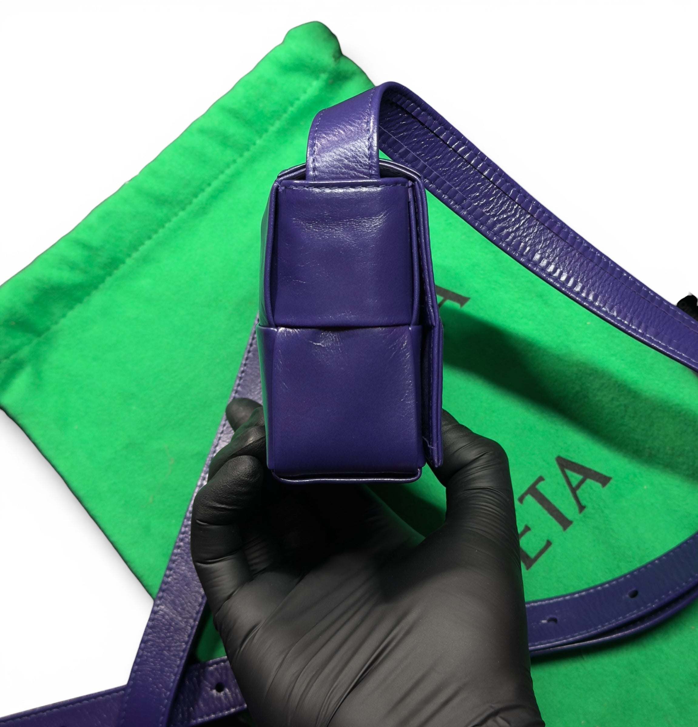 BOTTEGA VENETA MINI INTRECCIO CASSETTE BAG