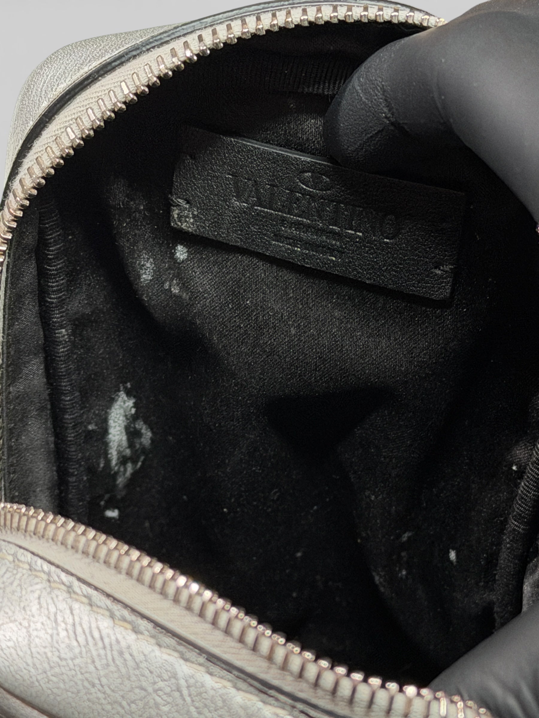 VALENTINO LOCÒ CROSSBODY BAG