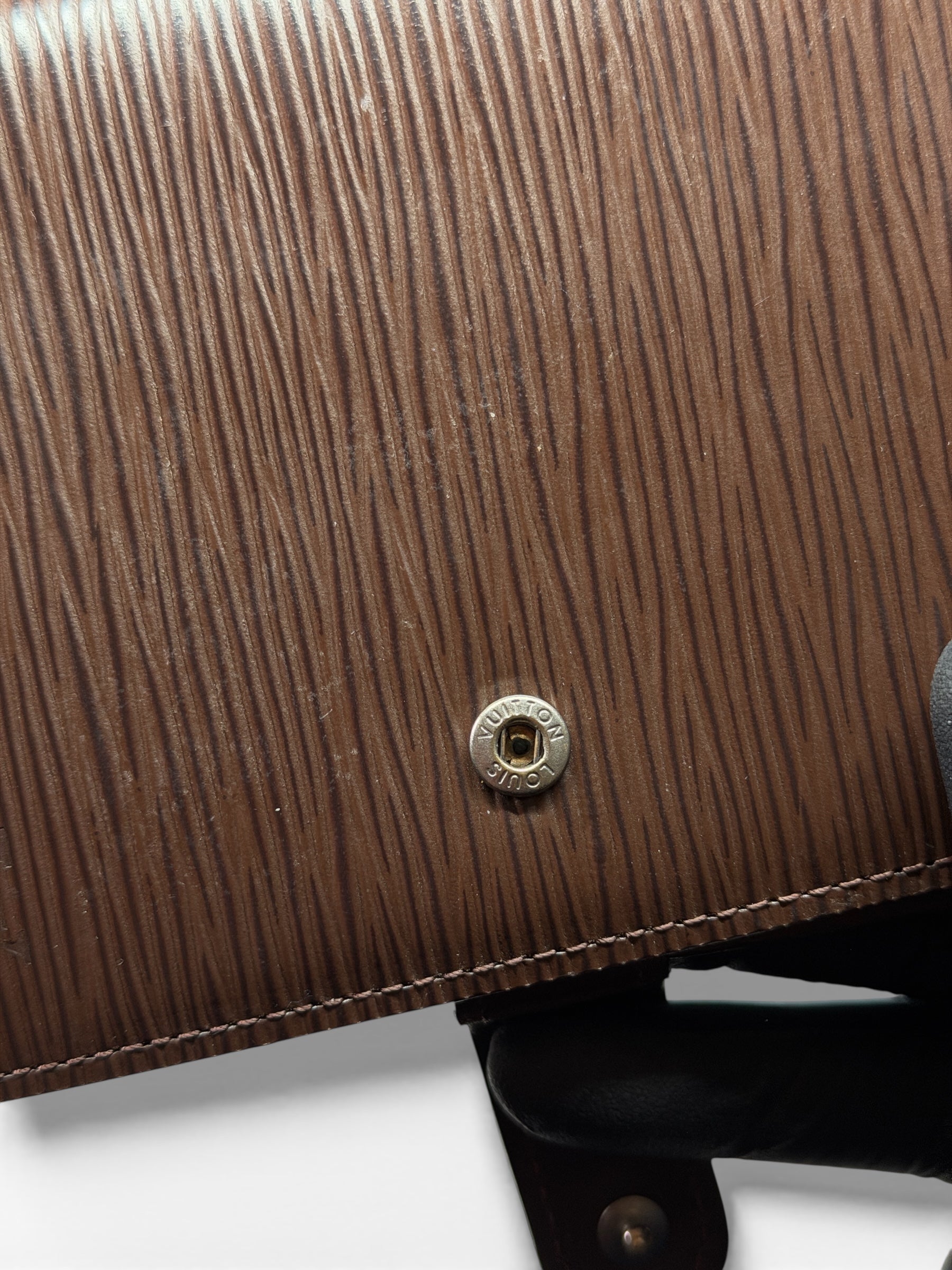 LOUIS VUITTON EPI AGENDA BIFOLD WALLET