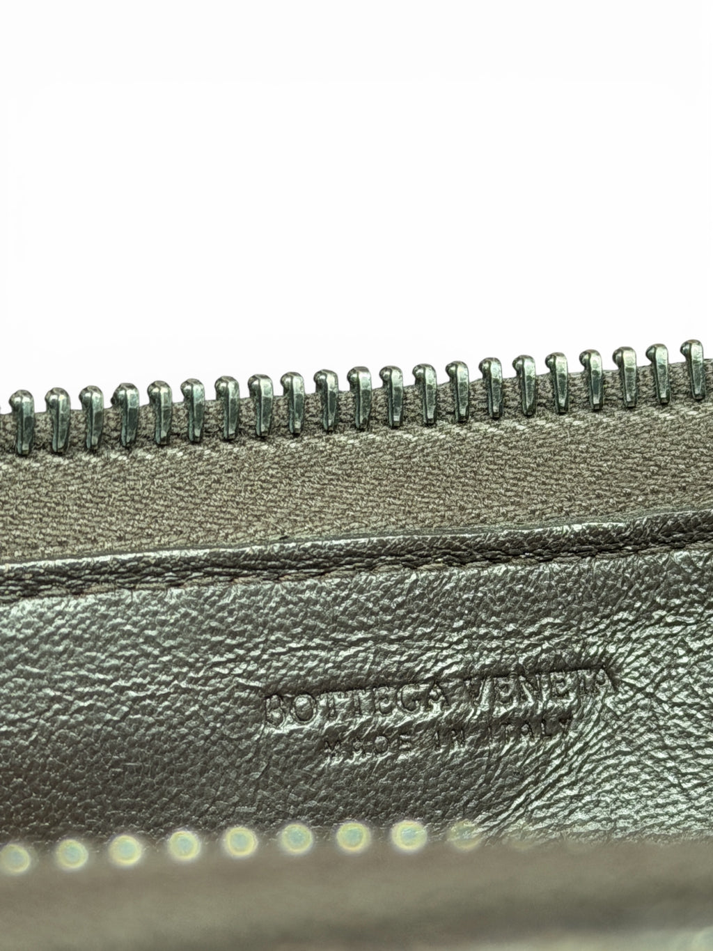 BOTTEGA VENETA INTRECCIATO PICCOLO ZIP AROUND WALLET