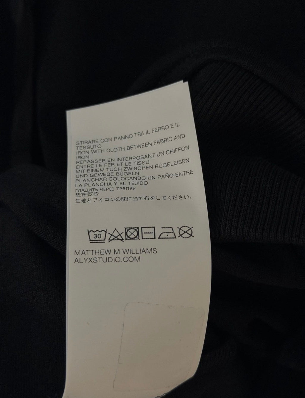 1017 ALYX 9SM BUCKLE DETAILED HOODED SWEATSHIRT